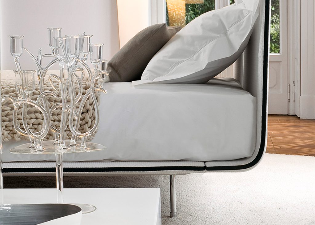 Thin Bed Bonaldo Montréal