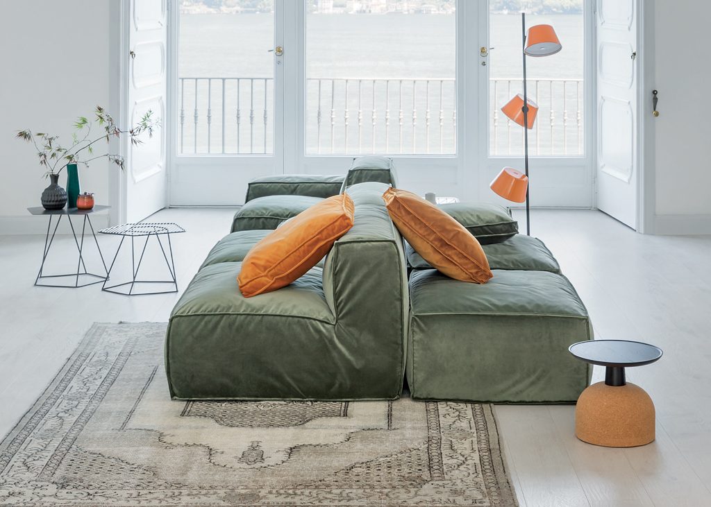 Peanut B Sofa Bonaldo Montréal