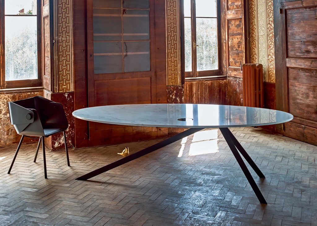 Tatou Leather Armchair Bonaldo Montréal