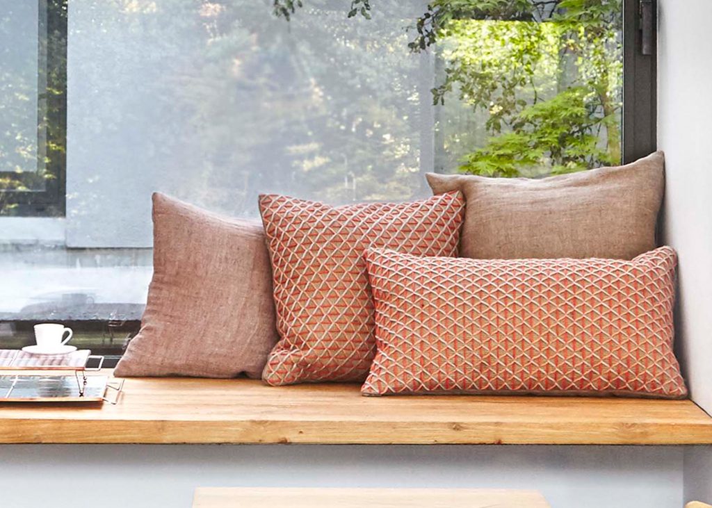 Raw Pillow Bonaldo Montréal